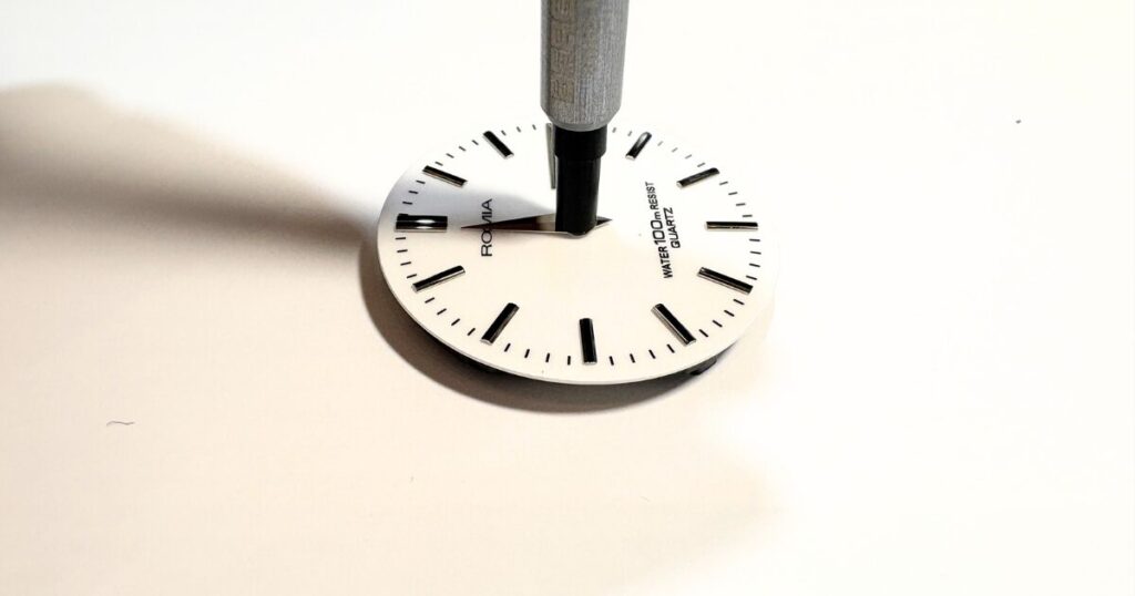 needle-holder-parallel